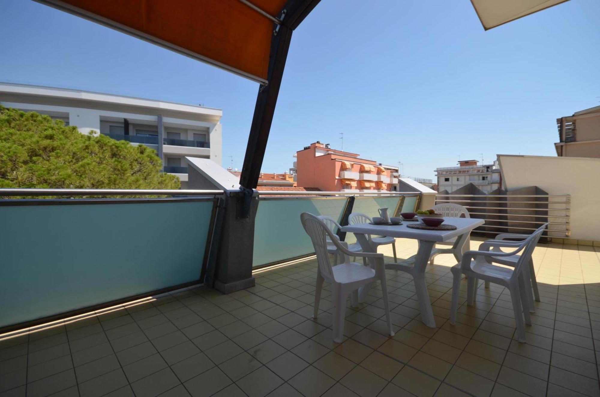 Albanella Apartment